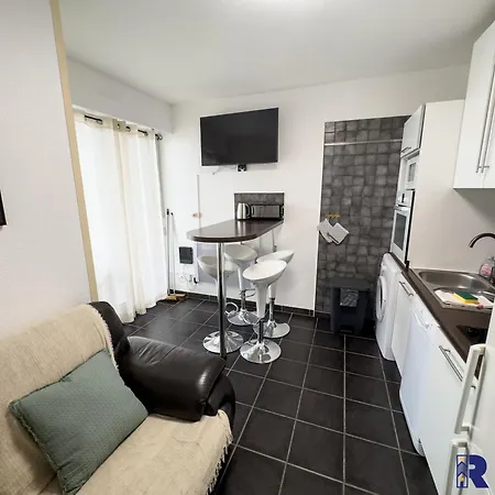 Appartement L'azur Vue - 4 Pers - *
